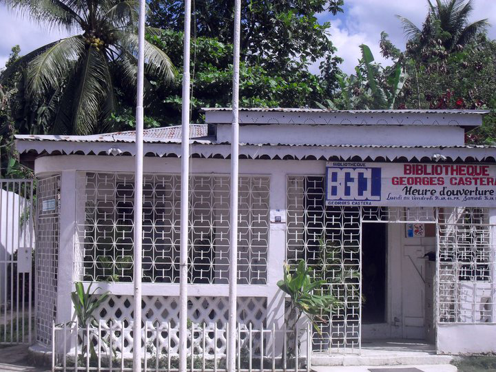 Bibliotheque George Clement in Limbe. From the BGCL Facebook page.