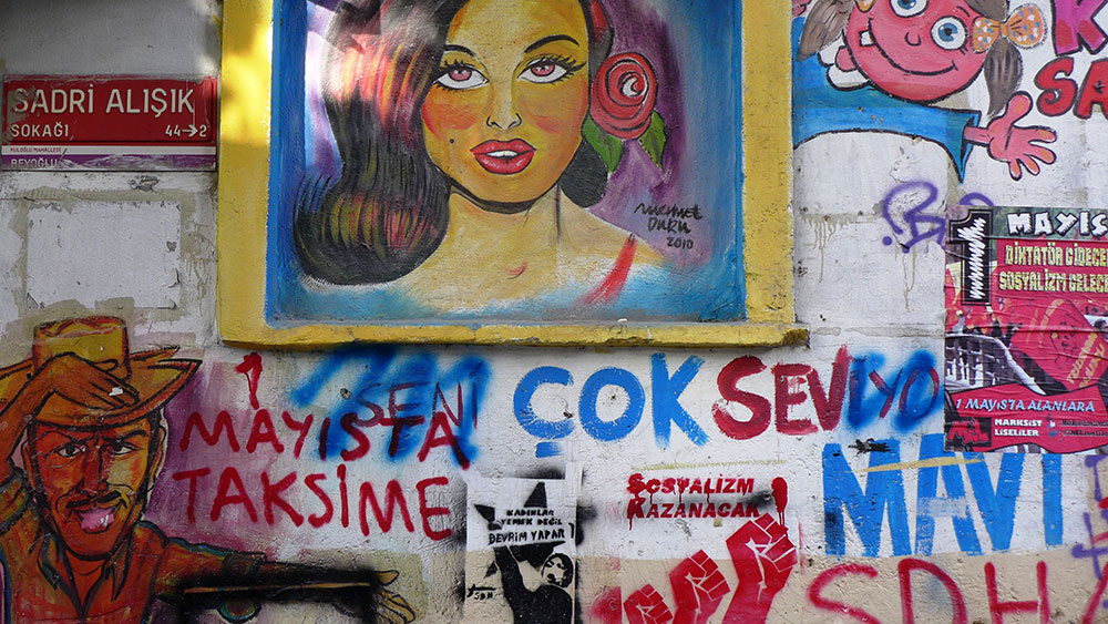 JO_BRUNNER_ISTANBUL_AP_009