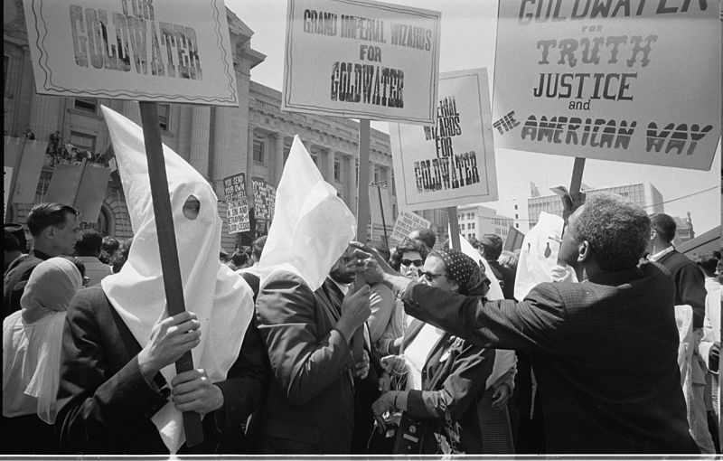 800px-Ku_Klux_Klan_with_Barry_Goldwater's_campaign_signs_03195u_original